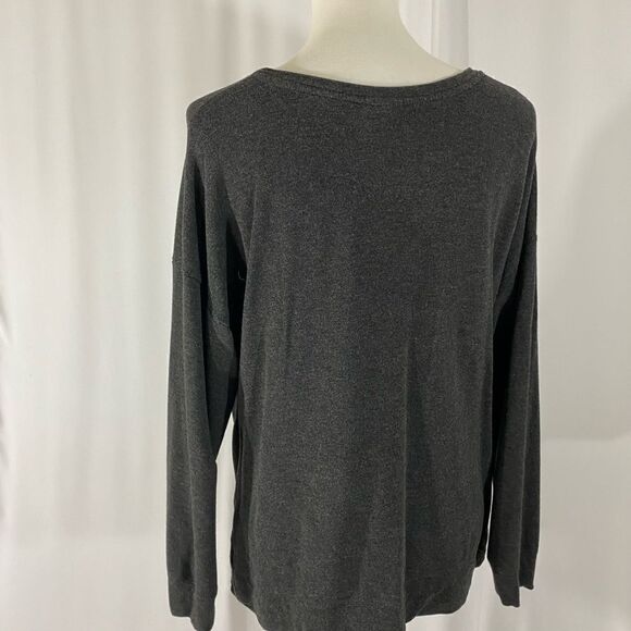 A New Day Twisted Front Sweatshirt - Picture 4 of 6